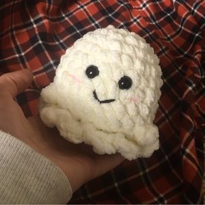 Crochet mini ghost